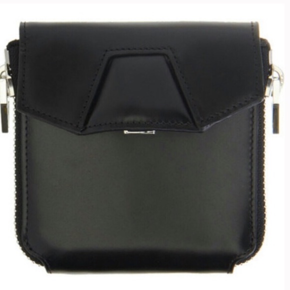 Alexander Wang Handbags - Alexander Wang Quillon Wallet